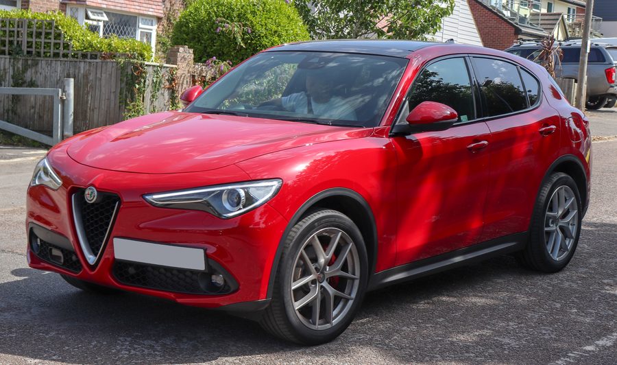 Alfa Romeo Stelvio: кроссовер с характером